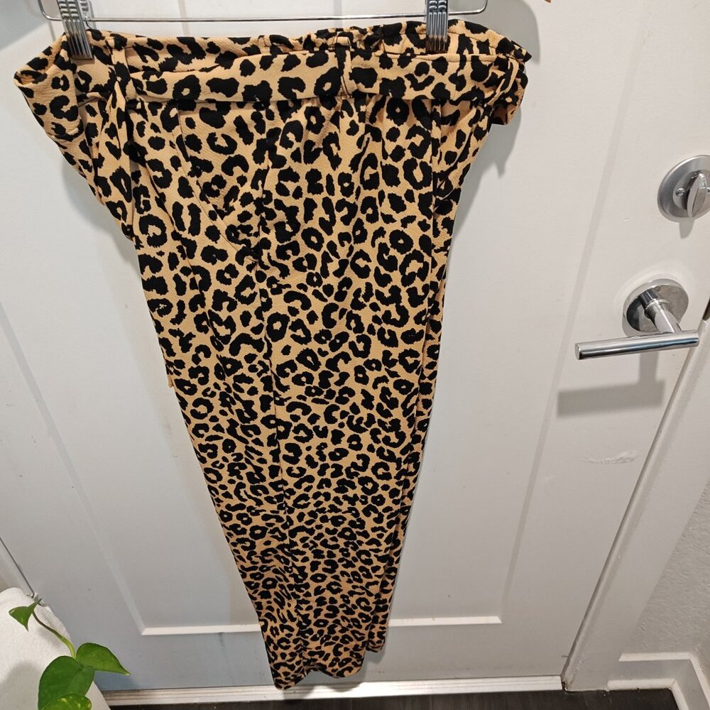 ROUGE COLLECTION LEOPARD PRINT RED AND BEIGE  PANTS SIZE 3X AND 4X NEW WITH OUT